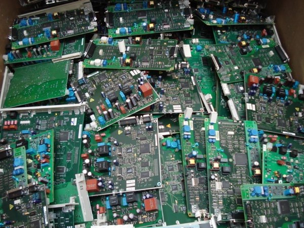 How to recycle PCB circuit board